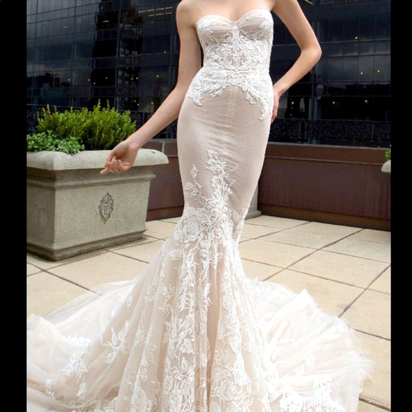 Inbal dror elizabeth gown - Picture 1 of 9